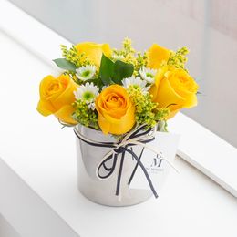 옐로우 로즈 센터피스