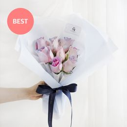 오로라 틴티드 장미 꽃다발