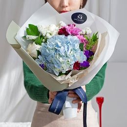 블루 수국 다발