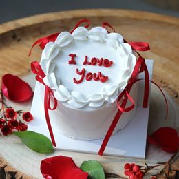 발레코어 레터링 케이크 (레드)